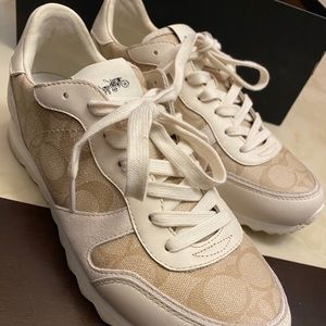 Coach C142 Runner Sneakers